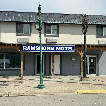 Ramshorn Motel Lumby Exterior photo